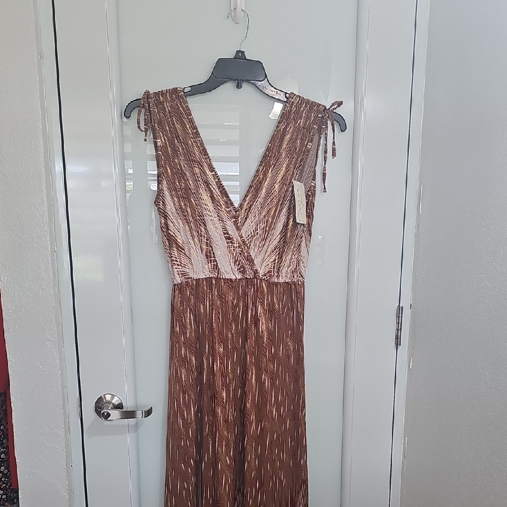 Maxi Womens Dress Size Medium. Measure In Description